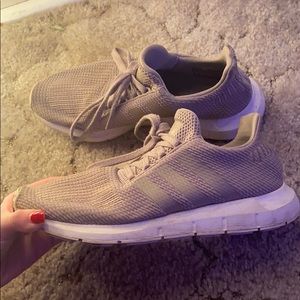 adidas swift run shoes